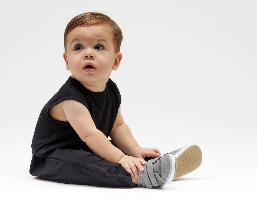 Baby Mini Momper in Black